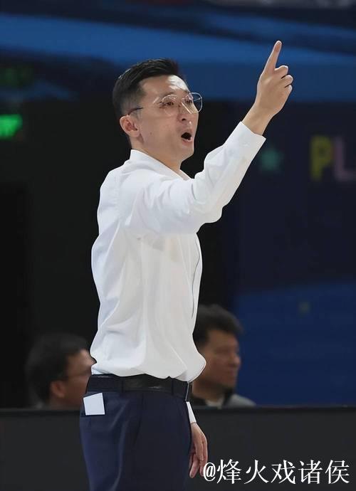 新疆84-111不敌北京遇四重打击！理查德森、西尔扎提表现不佳，刘炜受质疑