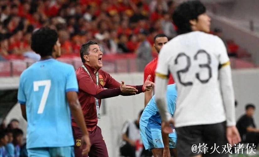 熊猫杯:拜合拉木失单刀 U22国足首战不敌越南队 熊猫杯:拜合拉木失单刀 U22国足首战不敌越南队